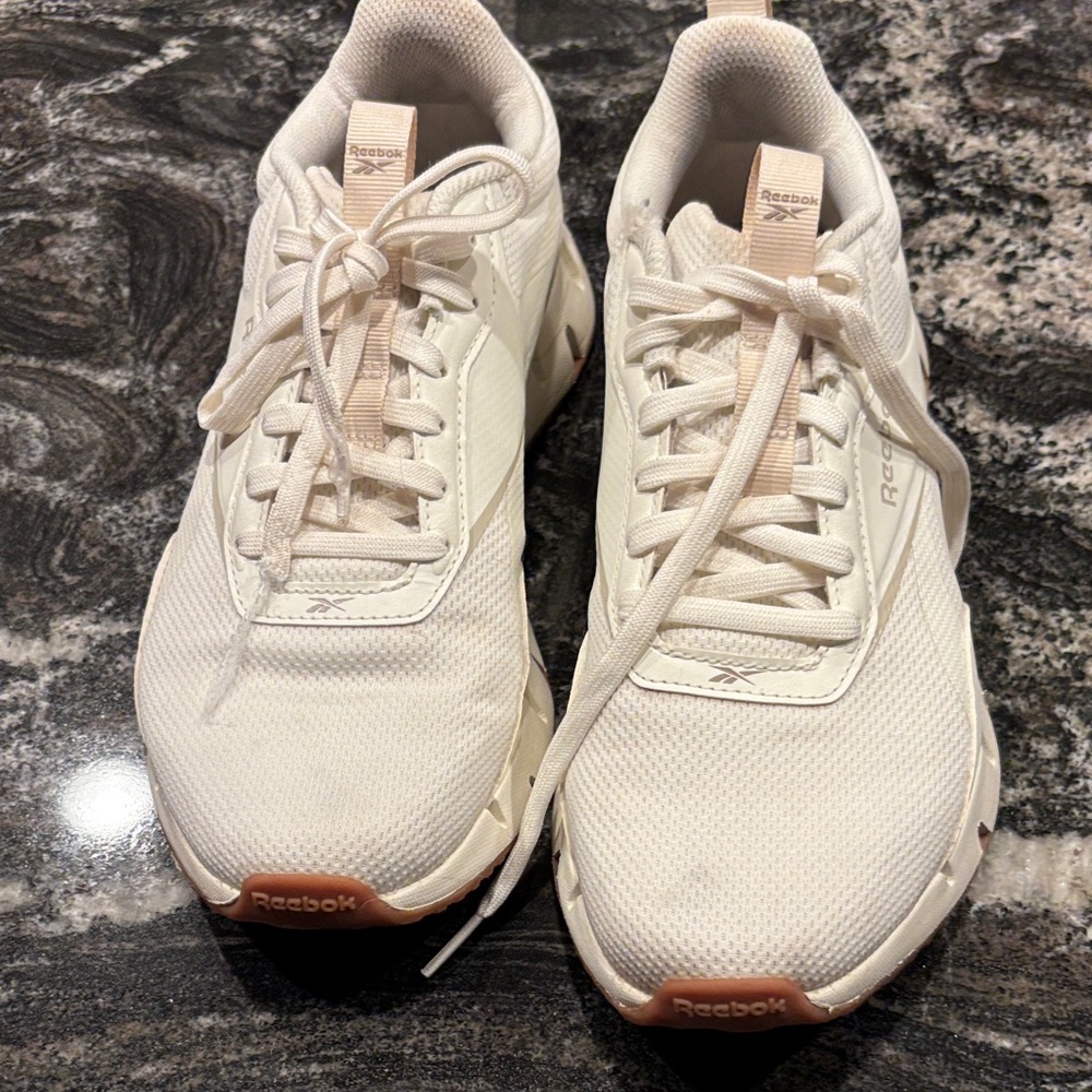 Reebok Women's White Athletic Shoes